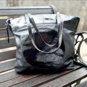 Large coach tote bag